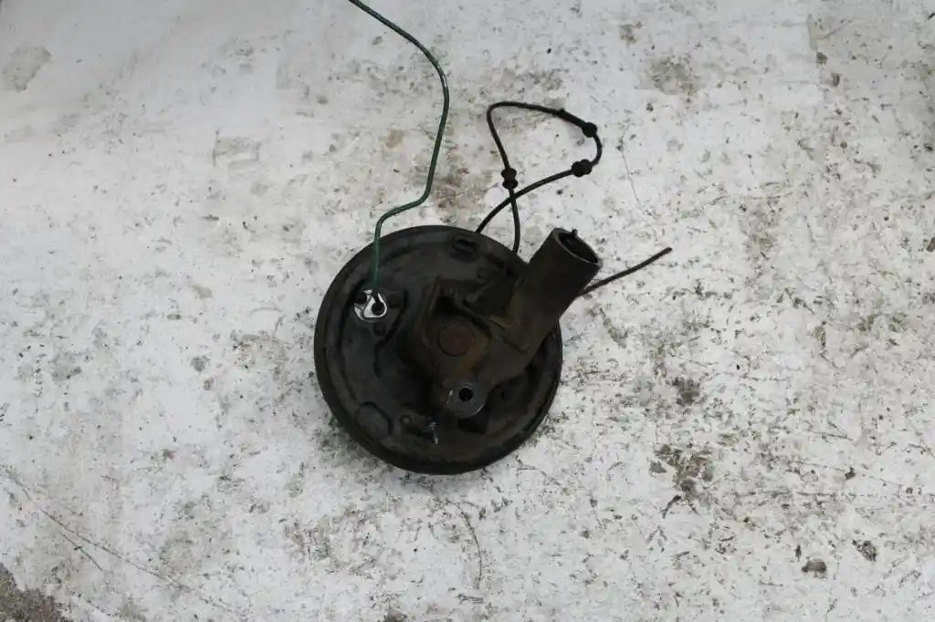 Renault, Kangoo Left Rear Hub Assembly X76, 08/04-09/10 J1001