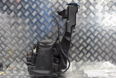 Mercedes, C Class Washer Bottle W204/S204, W/ H/Lamp Washers Type, 07/07-03/10