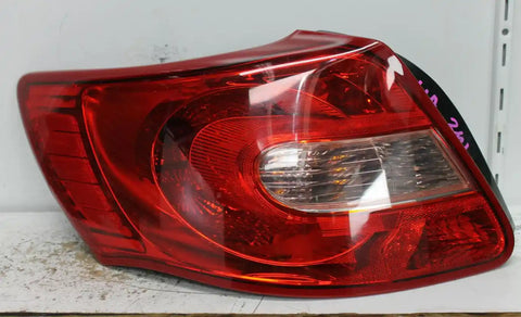 Suzuki, Kizashi Left Taillight Fr 12/09 01/17