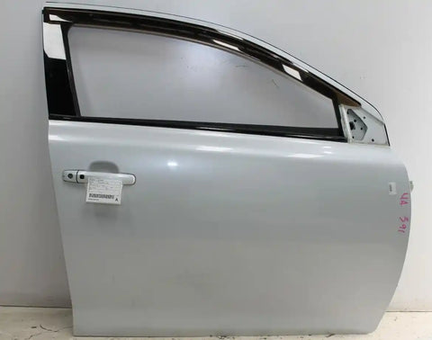 Suzuki, Kizashi Right Front Door Non Mould Type Fr 12/09 01/17