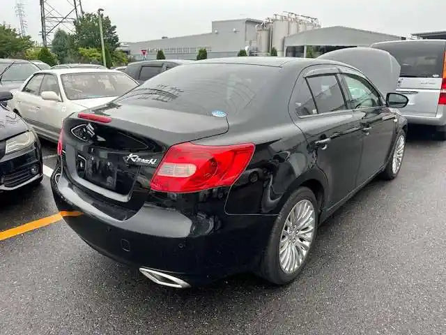 Suzuki, Kizashi Overflow Bottle Fr, 12/09-01/17 J14929