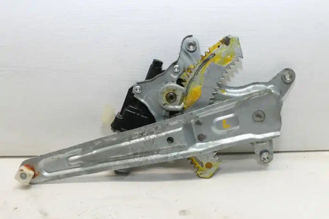Suzuki, S Cross Left Rear Wnd Reg/Motor Jy 09/13 05/22