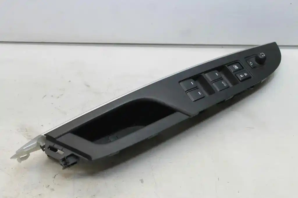 Suzuki, S Cross Power Window Switch Jy Rh Front (Master Switch) W/ Power Folding Mirror Type 09/13 05/22