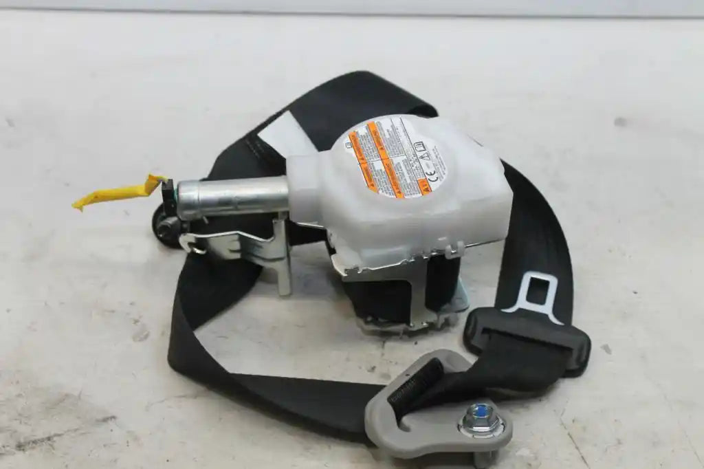 Suzuki, S Cross Seat Belt Jy Rh Front Assy (Belt And Stalk) 09/13 05/22
