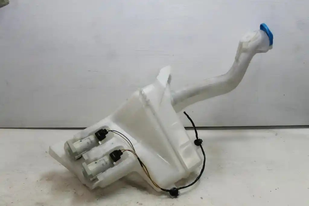 Suzuki, S Cross Washer Bottle Jy Non H/Lamp Washer Type 09/13 05/22