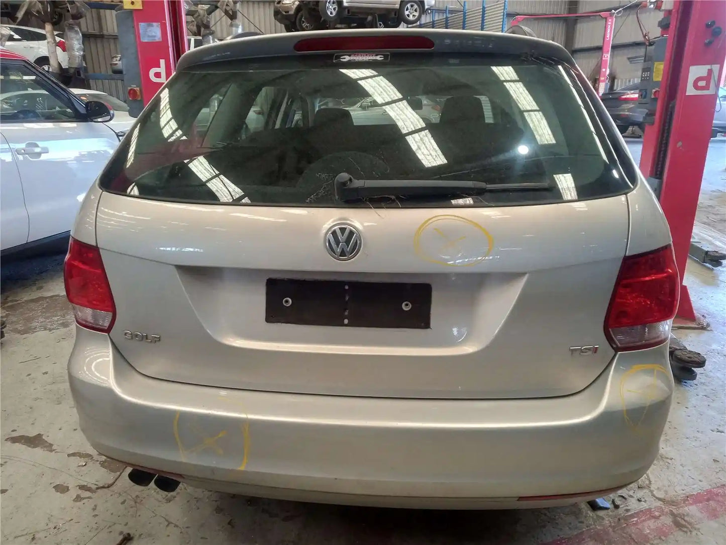 Volkswagen, Golf Left Front Strut Gen 6 Wagon Standard Type 09/09 01/13