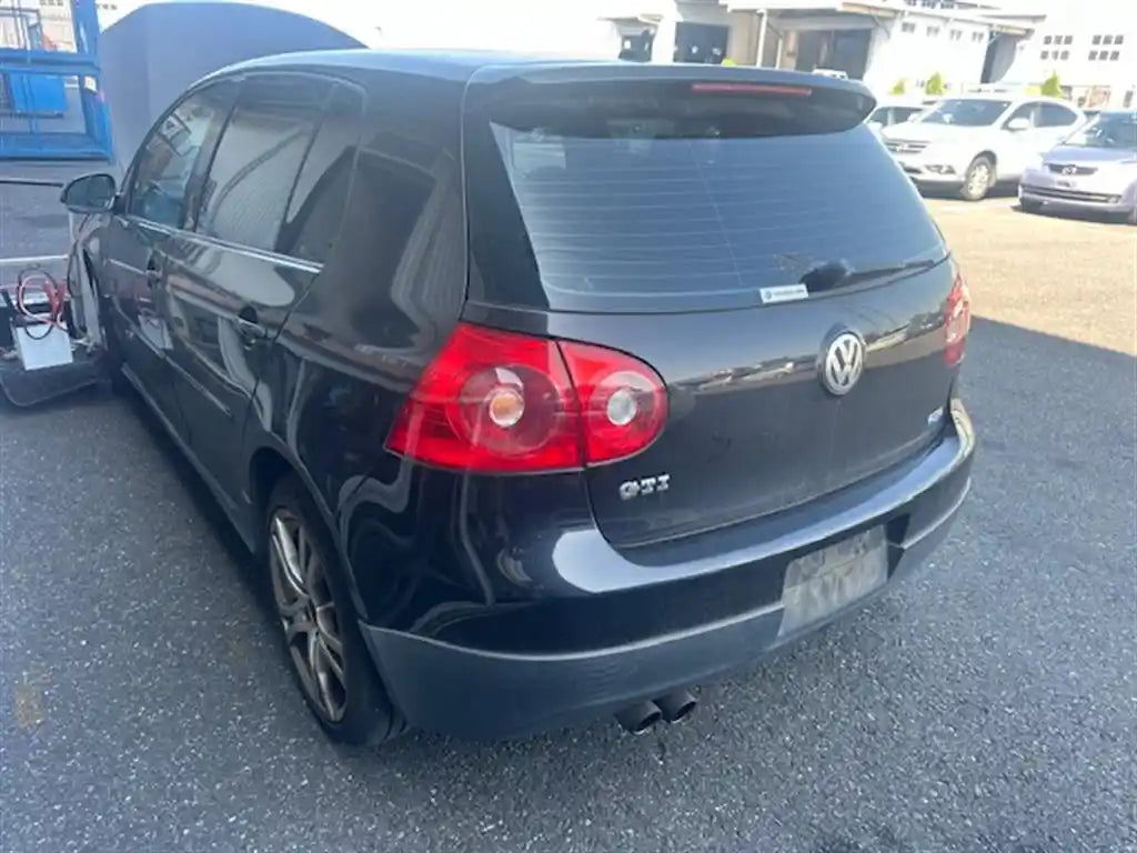 Volkswagen, Golf Left Taillight Gen 5, Hatch, Non Tinted Type, 06/04-02/09 J989