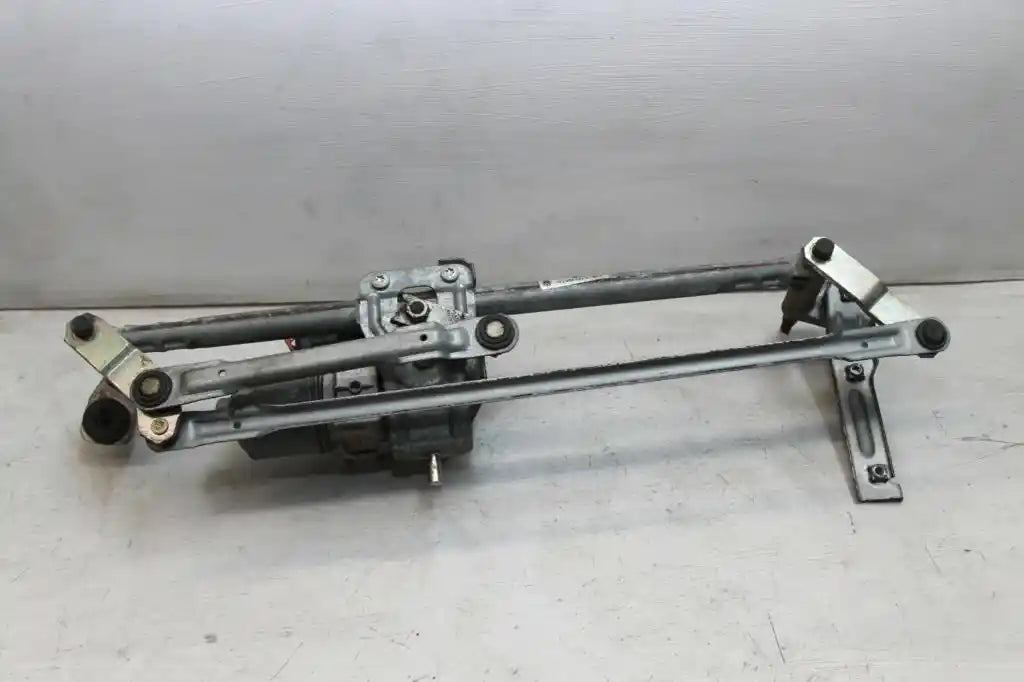 Volkswagen, Eos Wiper Motor 1F, Front, 02/07-04/11 J79133