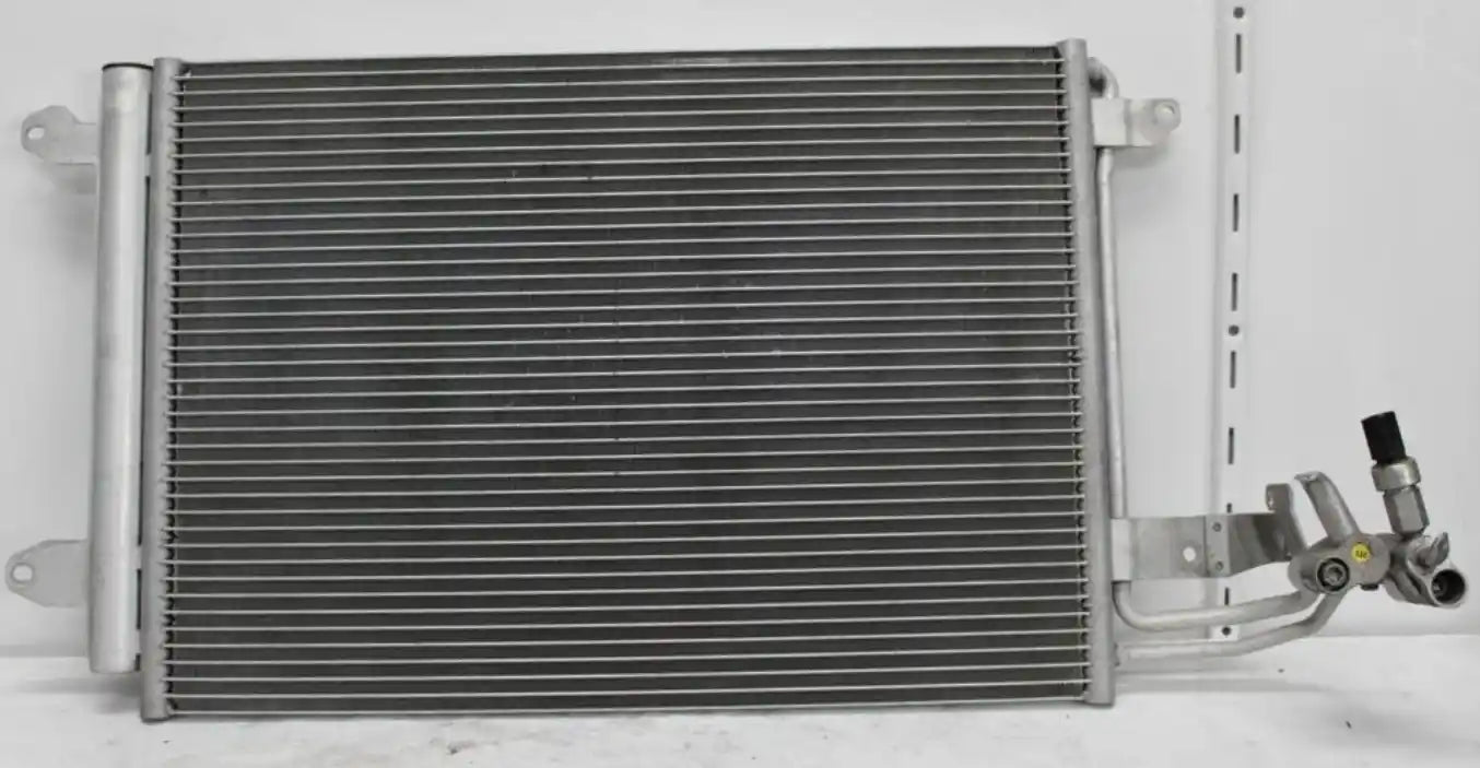 Volkswagen, Golf A/C Condenser Gen 5, 06/04-02/09 J53623