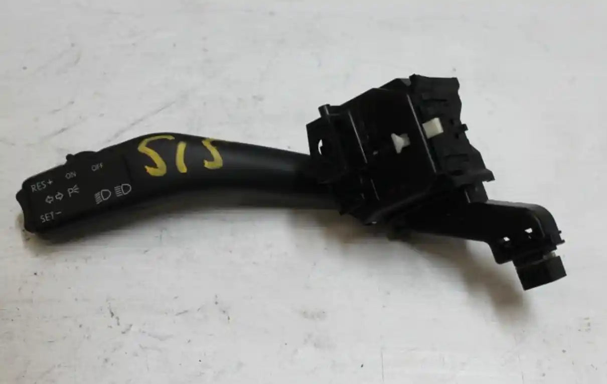 Volkswagen, Golf Combination Switch Flasher Switch, Gen 5, W/ Cruise Type (Type 1-Refer To Image), 06/04-02/09 J65692