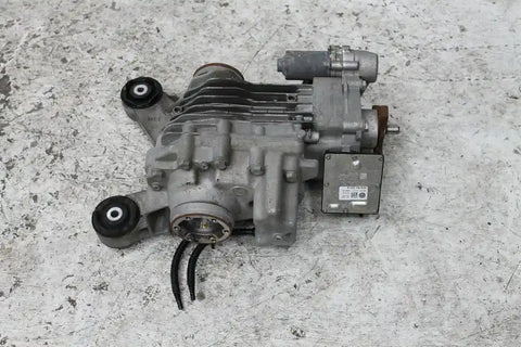 Volkswagen, Golf Differential Centre Rear Alltrack/R Type Pyp Axle Code Gen 7 12/12 12/20