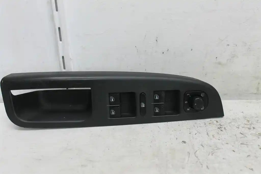 Volkswagen, Golf Power Window Switch Rh Front (Master Switch) 5Dr Hatch/Wagon W/O Chrome On Switches Type Gen 6 10/08 03/13