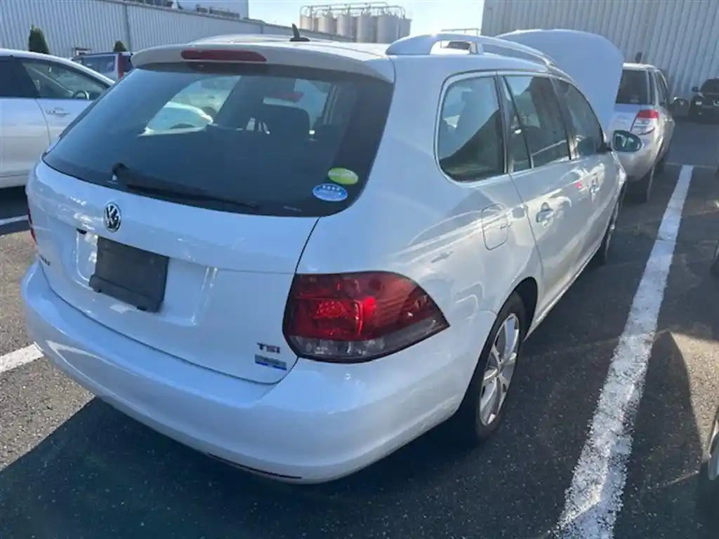 Volkswagen, Golf Left Taillight Gen 6, Wagon, 09/09-01/13 J5001