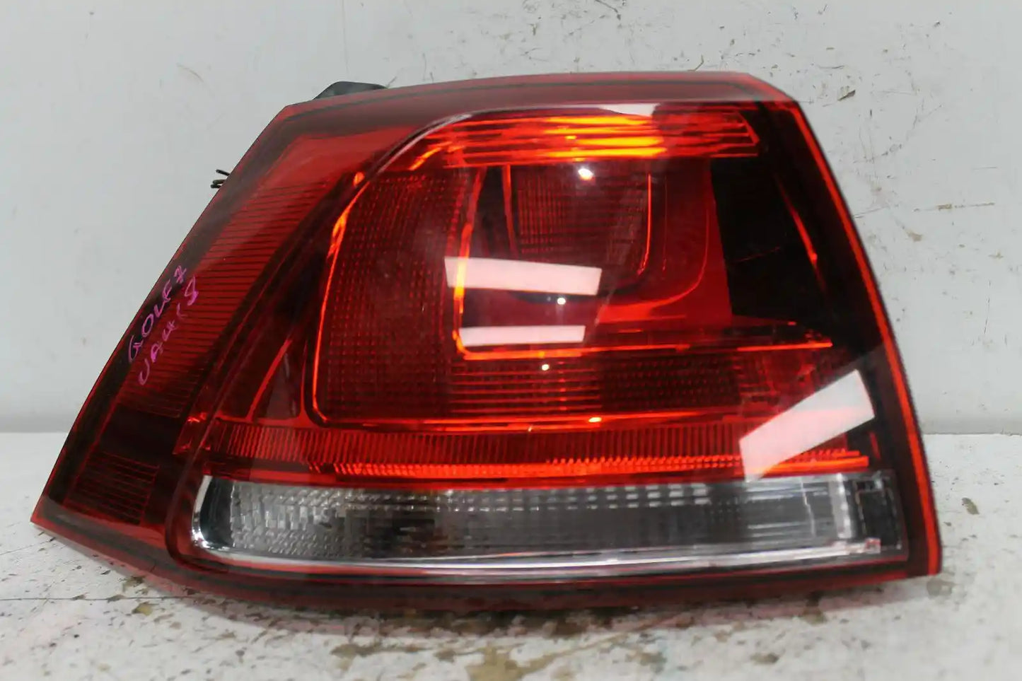 Volkswagen, Golf Left Taillight Gen 7 Hatch Standard Trendline/Comfortline Non Led Type Non Tinted Type 12/12 03/17
