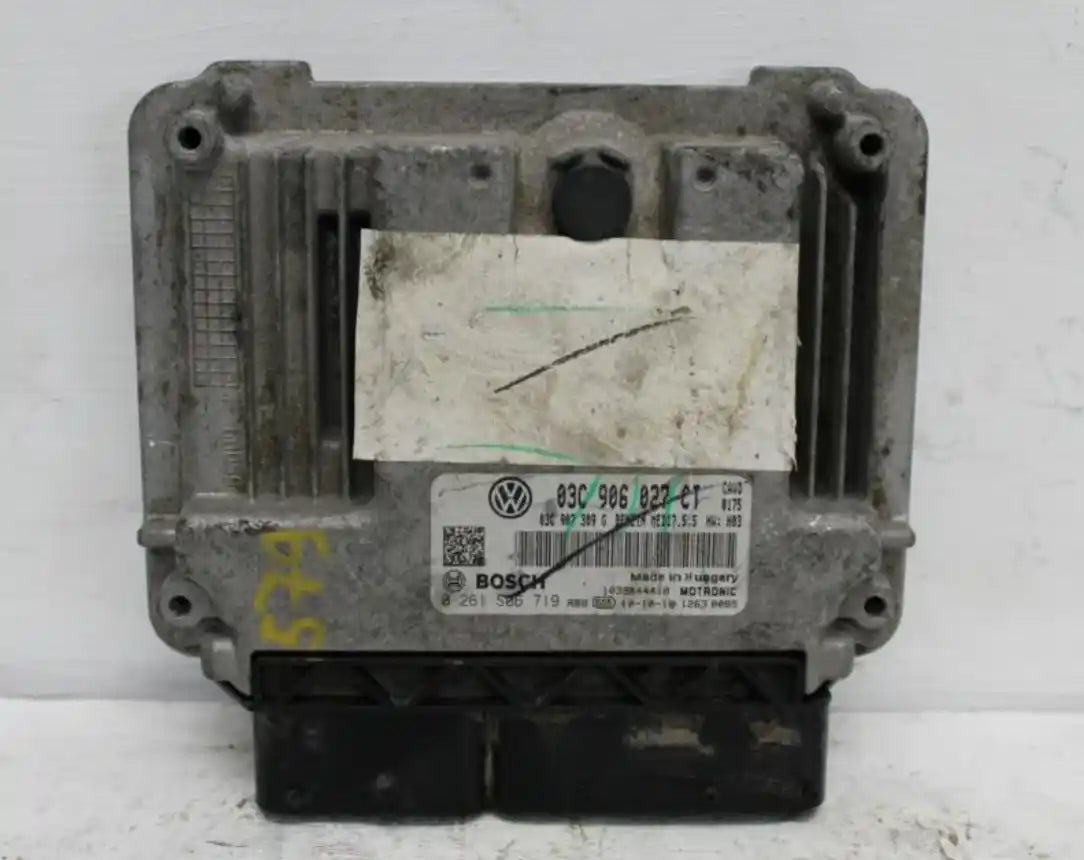 Volkswagen, Golf Ecu Ecu, 1.4, Petrol, Cavd Code, Ecu Only, Gen 6, 10/08-01/16 J98940A