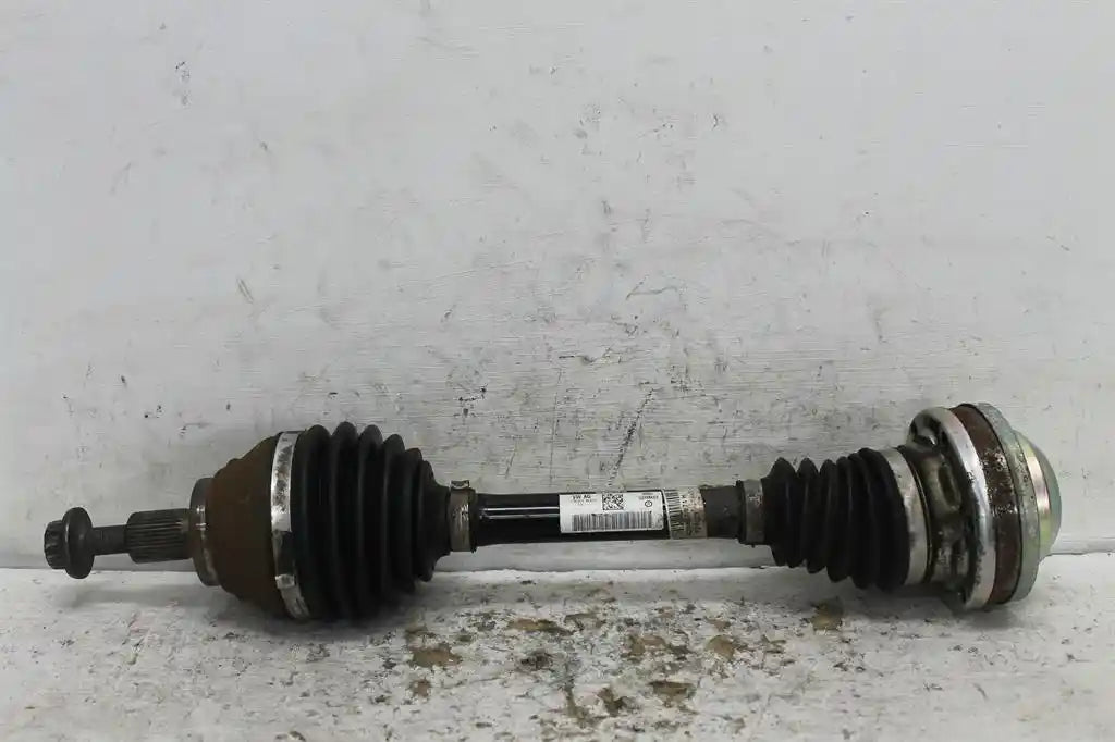 Volkswagen, Golf Left Driveshaft Front Auto T/M Petrol 1.8 Gen 7 05/15 08/20