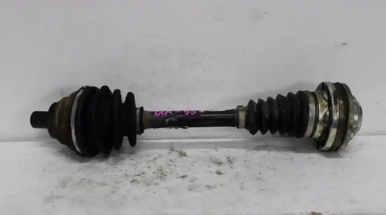 Volkswagen, Golf Left Driveshaft Front, Auto T/M, Petrol, 2.0, Gen 5, 06/04-02/09 J6534