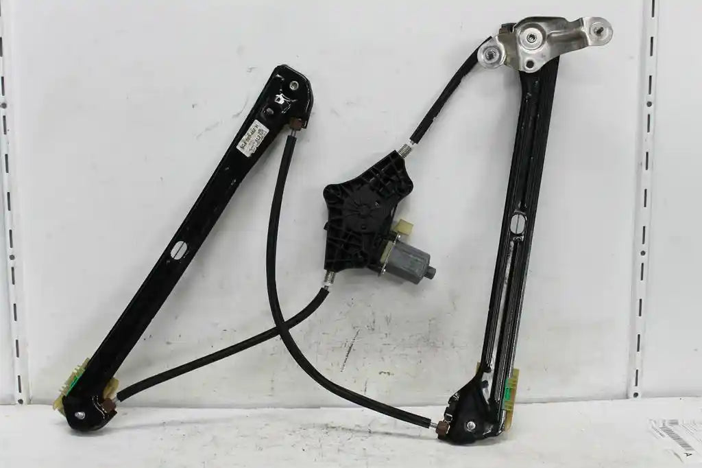 Volkswagen, Golf Right Front Window Reg/Motor Gen 7 5Dr Hatch/Wagon 12/12 08/20