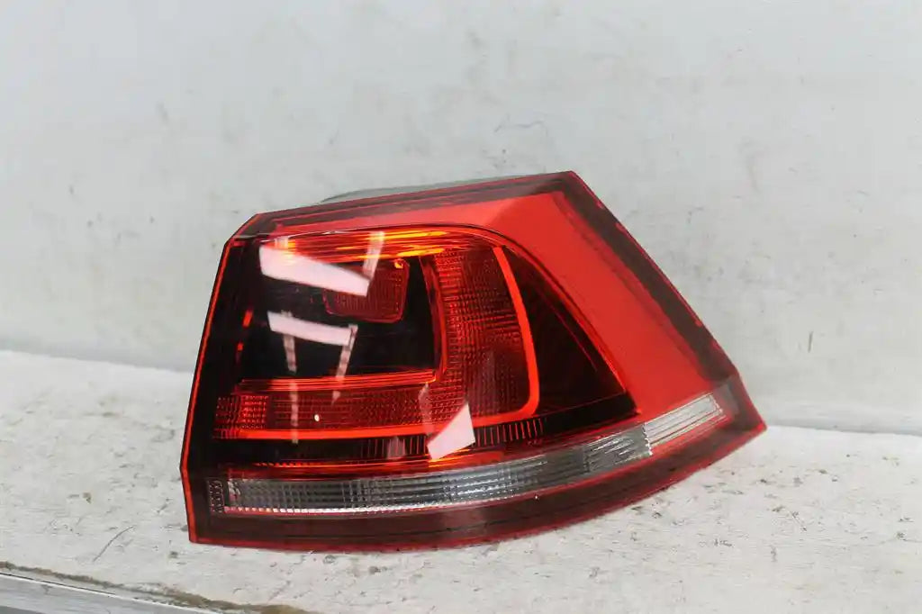 Volkswagen, Golf Right Taillight Gen 7 Wagon Alltrack Non Led Type 05/15 03/17