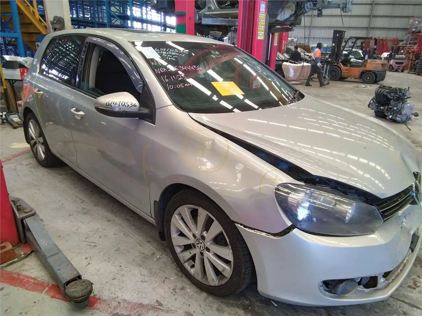 Volkswagen, Golf Right Driveshaft Front Auto T/M Diesel 2.0 Gen 6 10/08 03/13