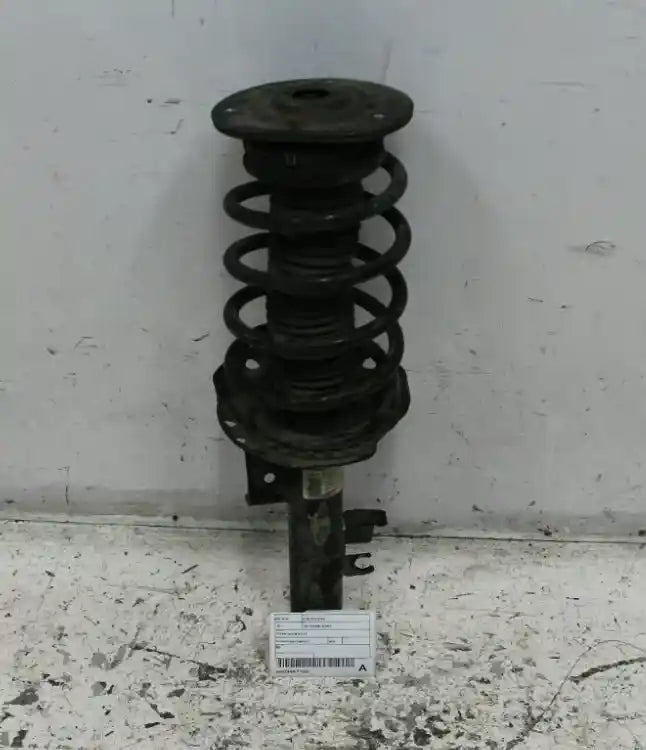 Volvo, S70/V70/C70 Left Front Strut V70 Bw 03/08 01/13