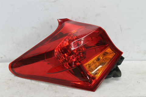 Toyota, Corolla Left Taillight Zre182R Hatch 10/12 03/15