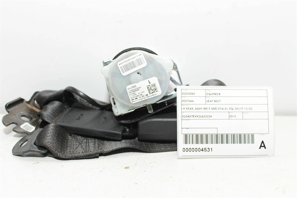 Holden, Equinox Seat Belt Lh Rear Assy (Belt And Stalk) Eq 09/17 12/20