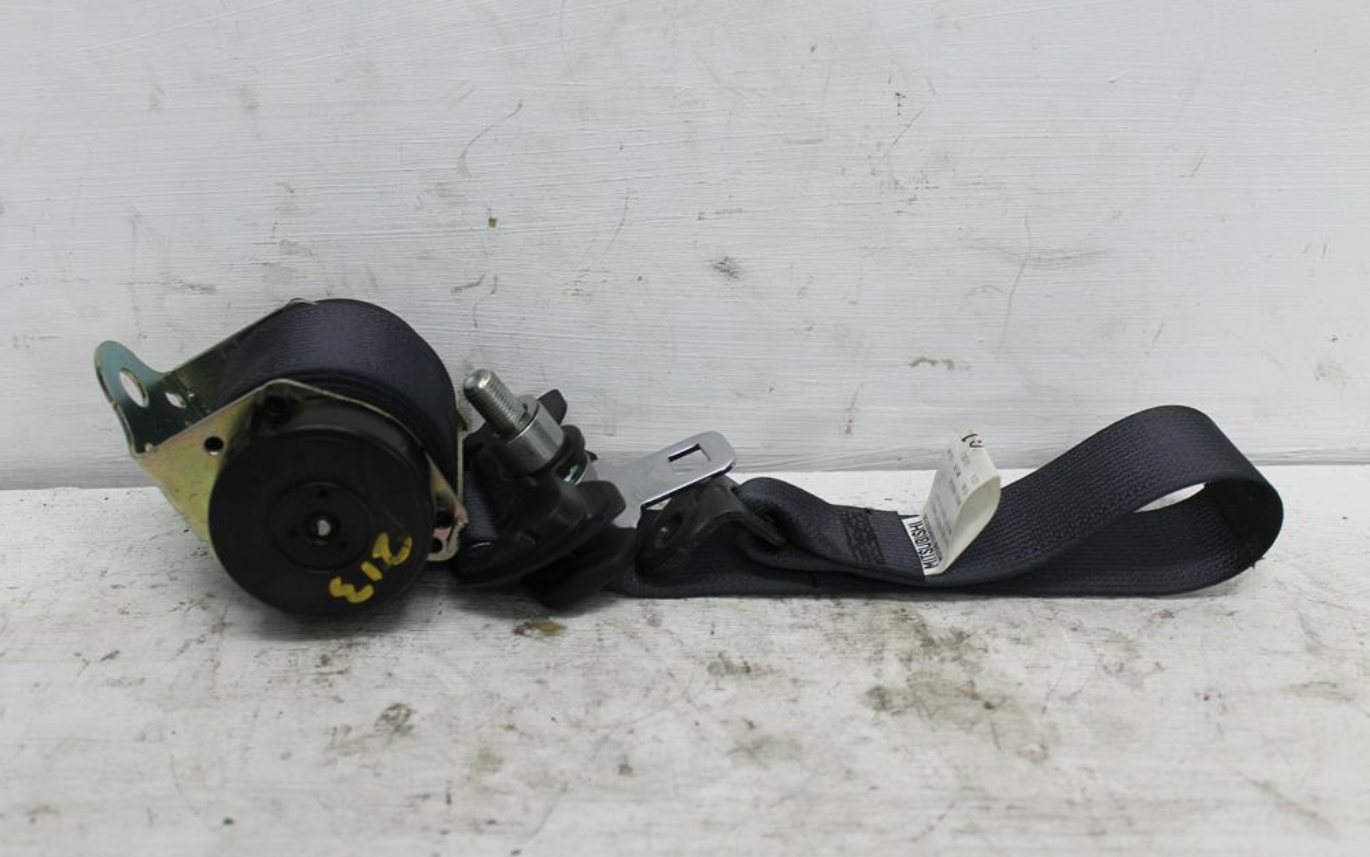 Mitsubishi, Outlander Seat Belt Rh Rear Mid Seat Belt Only Zh 09/09 10/12