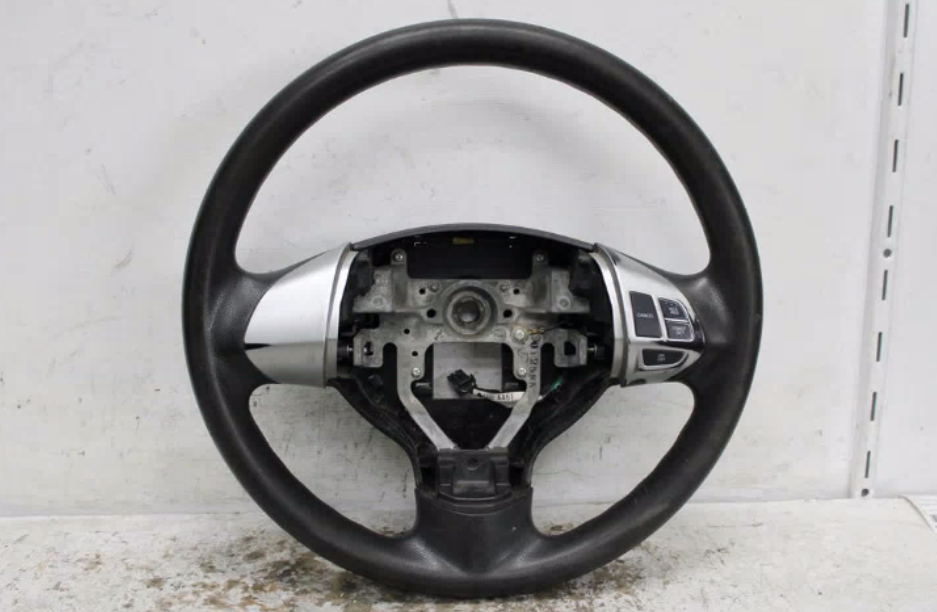 Mitsubishi, Triton Steering Wheel Vinyl W/ Cruise & Non Audio Control Type Mn 08/09 04/15