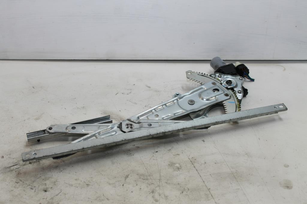 Mitsubishi, Triton Right Front Window Reg/Motor Mq Mr 03/15 10/23