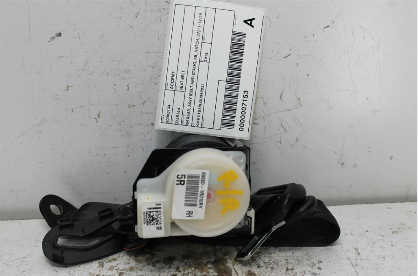Hyundai, Accent Seat Belt Rh Rear Assy (Belt And Stalk) Rb Hatch 07/11 12/19