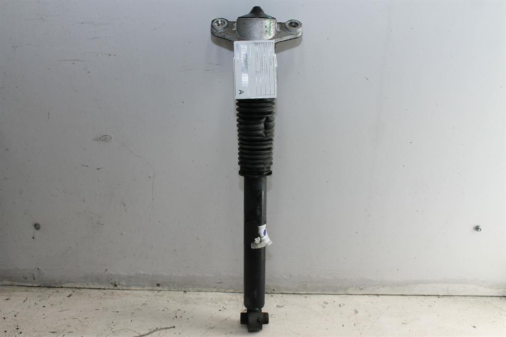 Hyundai, Tucson Right Rear Strut Tl 4Wd Elite/Highlander 07/15 01/21