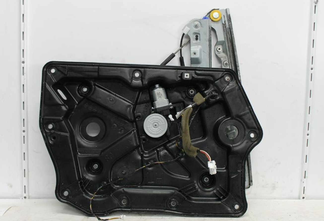 Renault, Koleos Left Front Window Reg/Motor H45 Door Reg Assy (Reg And Motor) 09/08 08/13