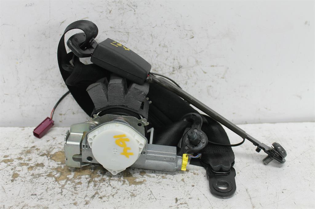 Ford, Ecosport Seat Belt Lh Front Assy (Belt And Stalk) Bk Bl 11/13 01/20