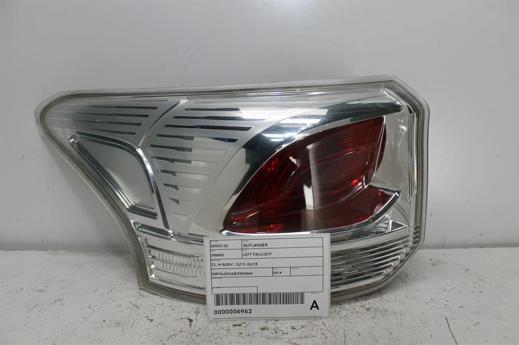 Mitsubishi, Outlander Left Taillight Zj In Body 10/12 03/15