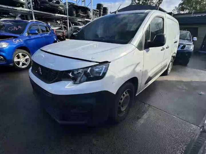 Peugeot, Partner Trans/Gearbox , Auto, Petrol, 1.2, 8 Speed, 02/19