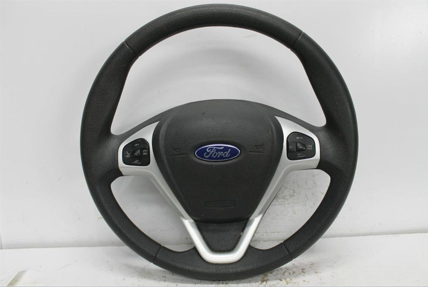 Ford, Ecosport Steering Wheel Bk Bl Vinyl W/Audio Controls Type 11/13 01/20