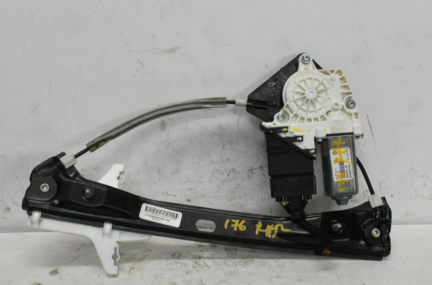 Volkswagen, Jetta Right Rear Wnd Reg/Motor 1B 02/11 12/17