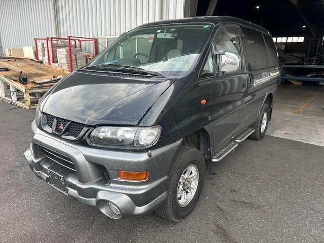 Mitsubishi, Delica P/S Reservoir Spacegear 90-07