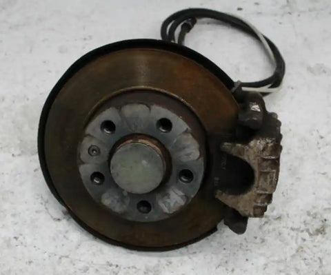 Audi, A1 Right Rear Hub Assembly 8X, 12/10-10/18 J0031