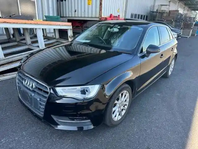 Audi, A3 Steering Wheel Leather 8V Standard Type 05/13 10/20