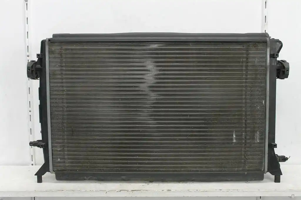 Audi, A3 Radiator Auto 2.0 Petrol Non Turbo 8P 06/04 04/07