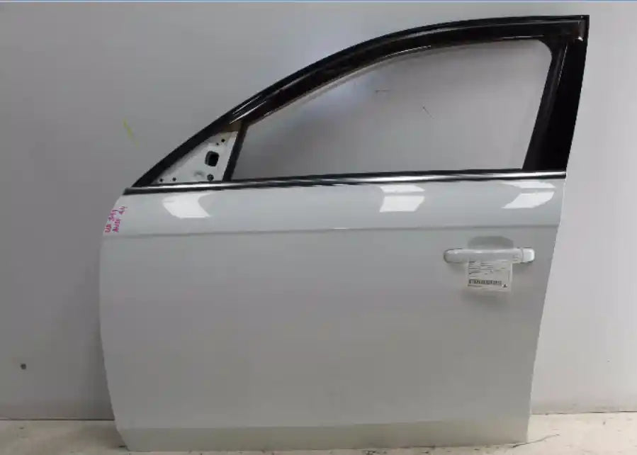 Audi, A4 Left Front Door A4/S4/Rs4 B8 8K Sedan/Wagon 02/08 01/16