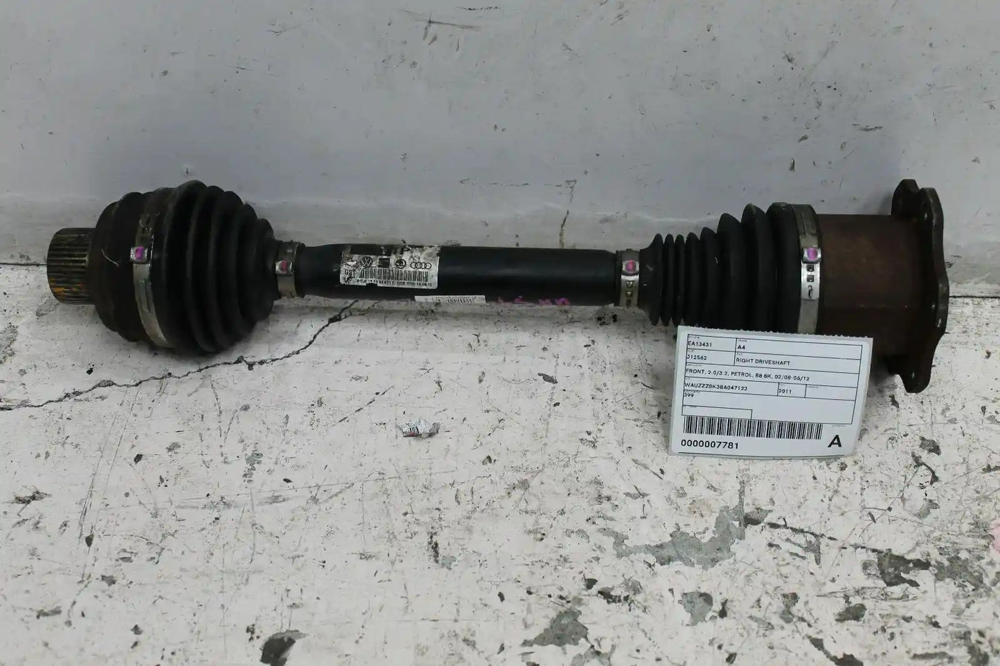 Audi, A4 Right Driveshaft Front 2.0/3.2 Petrol B8 8K 02/08 06/12