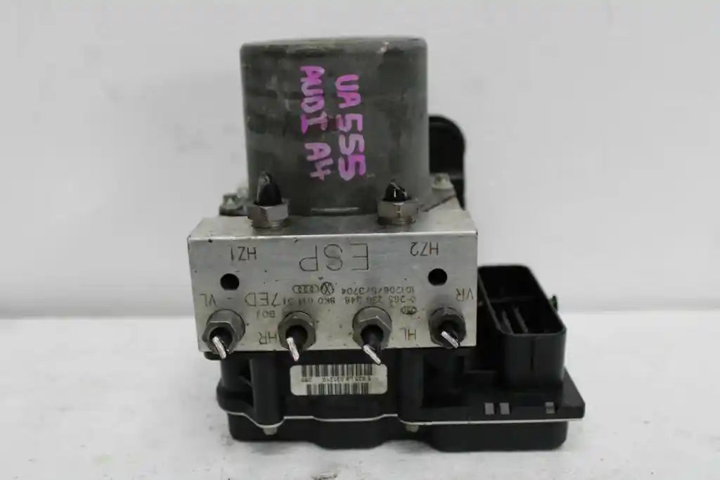 Audi, A4 Abs Pump/Modulator B8 8K, P/N 8K0907379Bf, 02/08-01/16 J12514