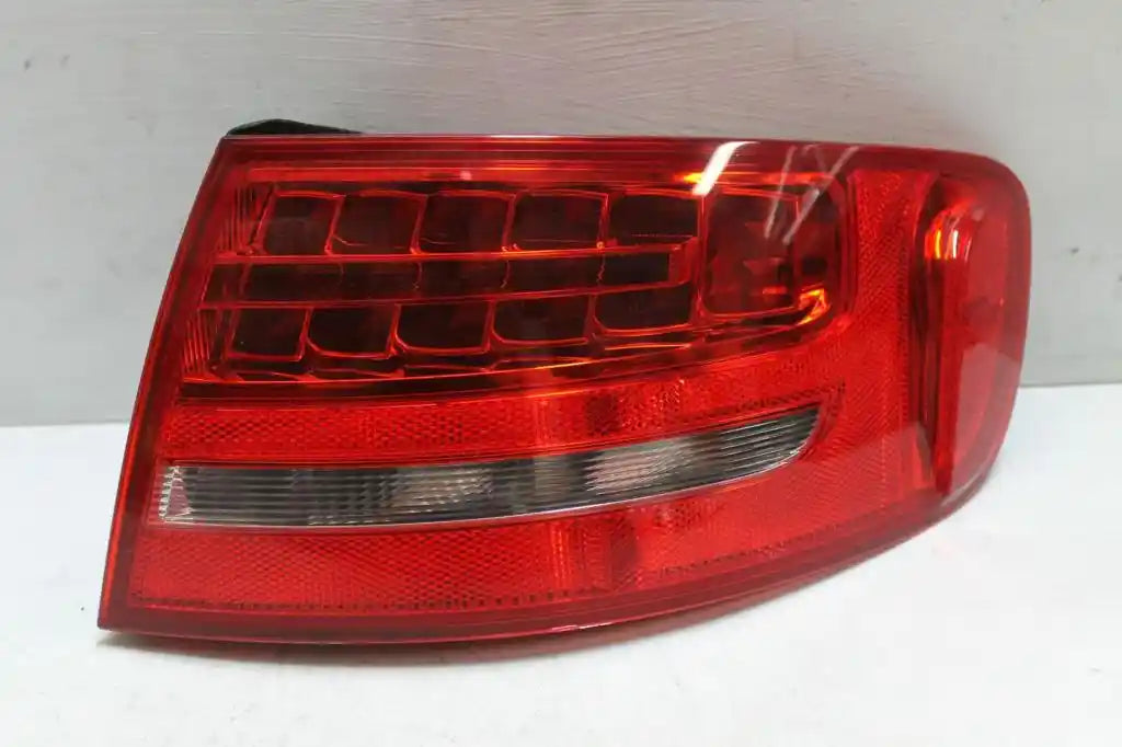 Audi, A4 Right Taillight B8 8K (A4/S4), Wagon, Led Type, 09/08-06/12 J1655