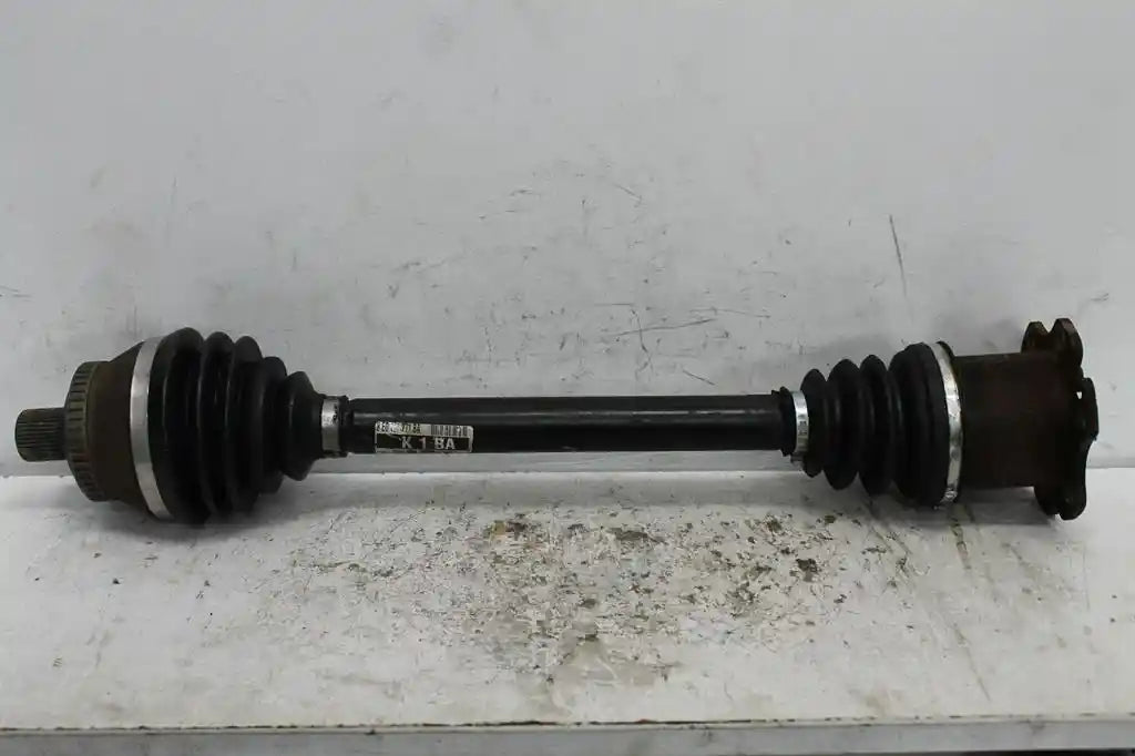 Audi, A4 Left Driveshaft Front Auto T/M Petrol 4.2 B7 (S4) 08/04 03/08