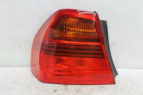 BMW, 3 Series Left Taillight E90 Sedan Non Led Type 03/05 10/08
