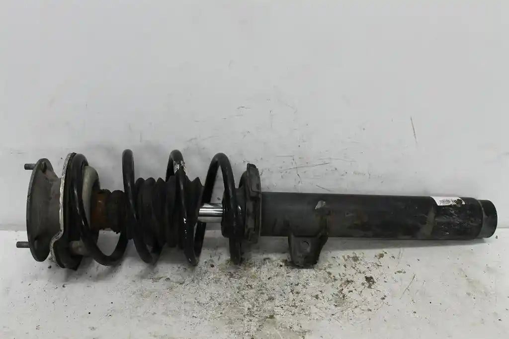 BMW, X1 Right Front Strut E84 2.0 Petrol S18I 04/10 07/12
