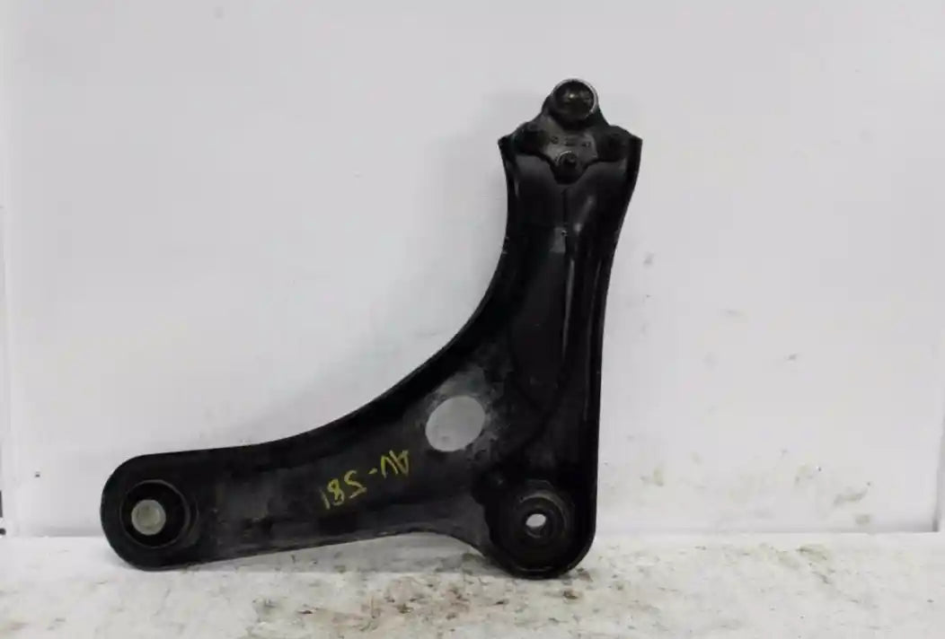 Citroen, DS3 Right Front Lower Control Arm 04/10-12/16 J99000